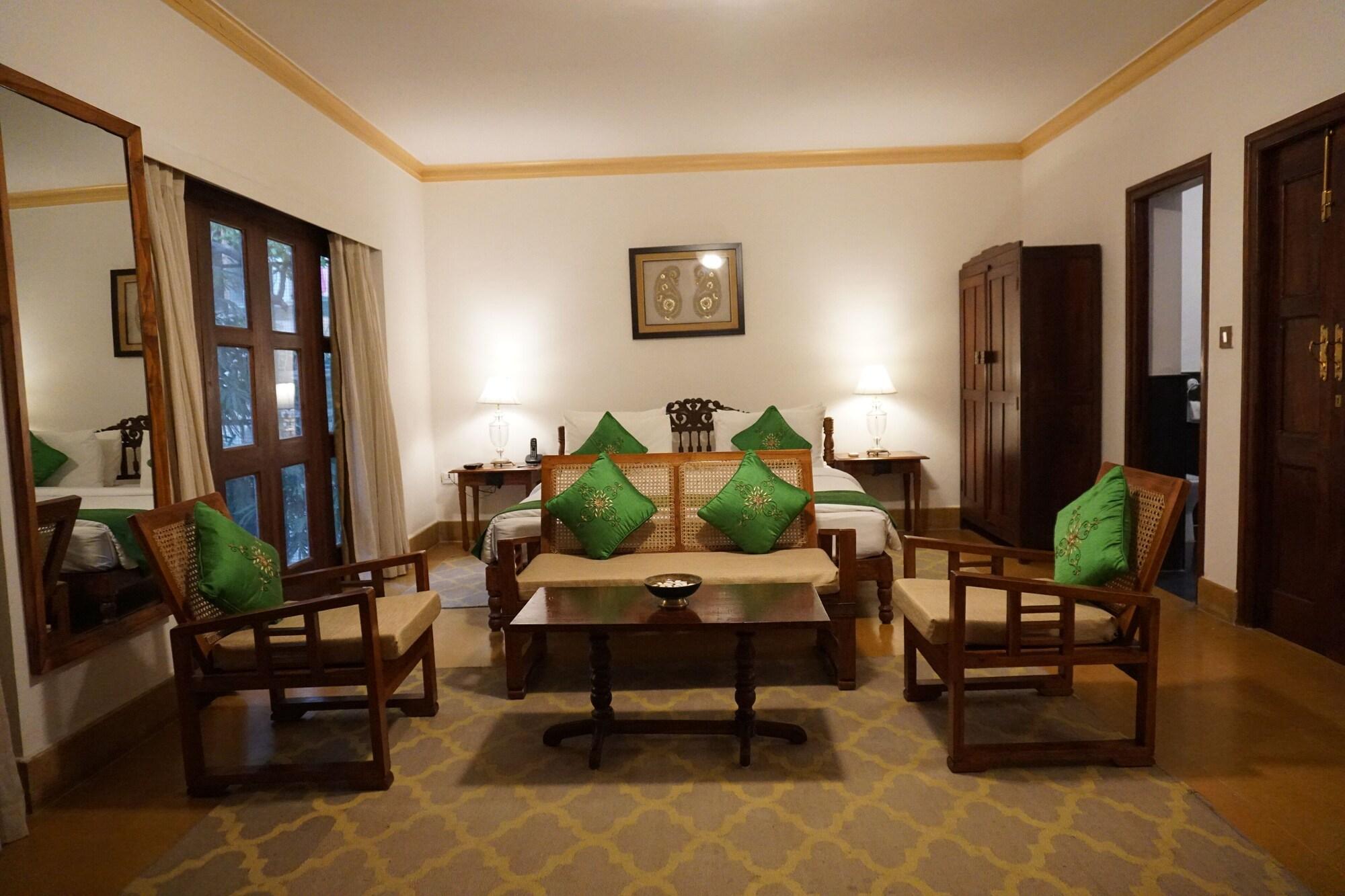 Saraca Hotel Lucknow Exteriör bild
