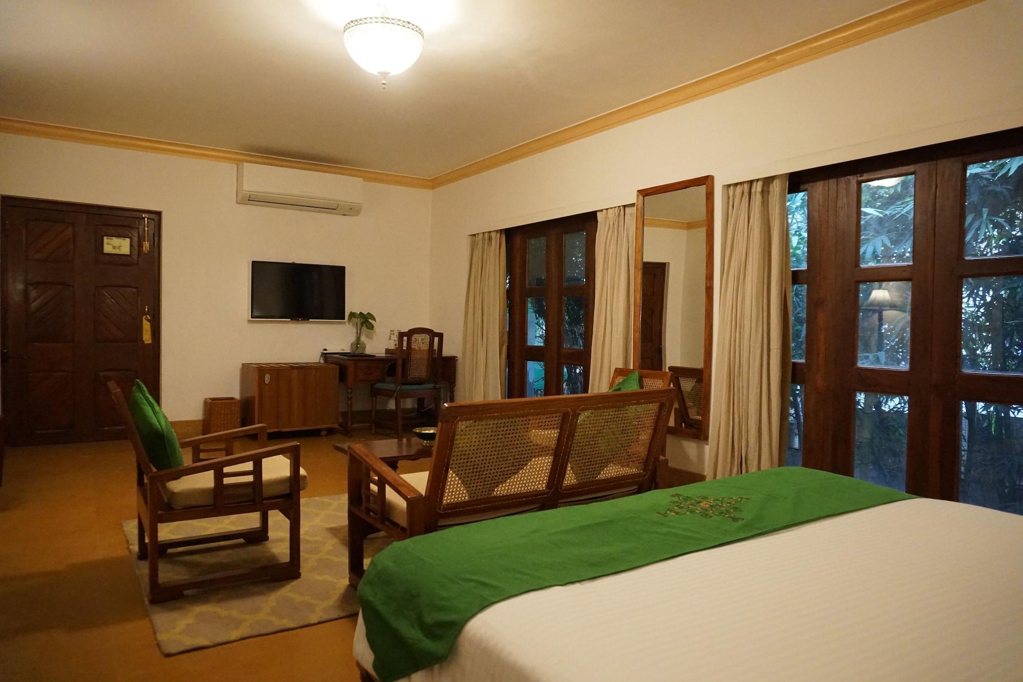 Saraca Hotel Lucknow Exteriör bild