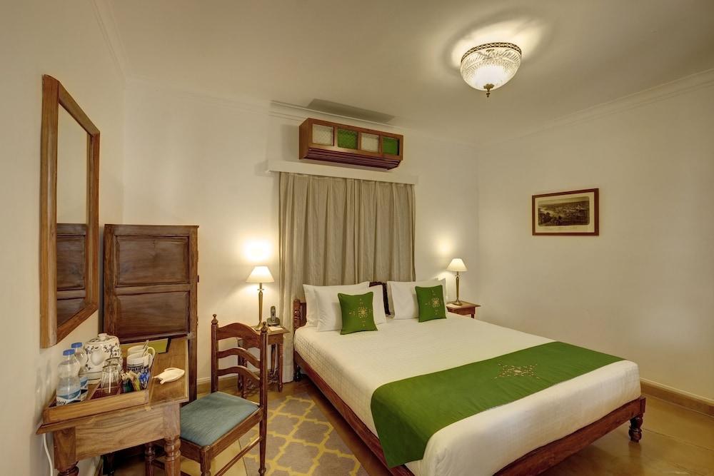 Saraca Hotel Lucknow Exteriör bild