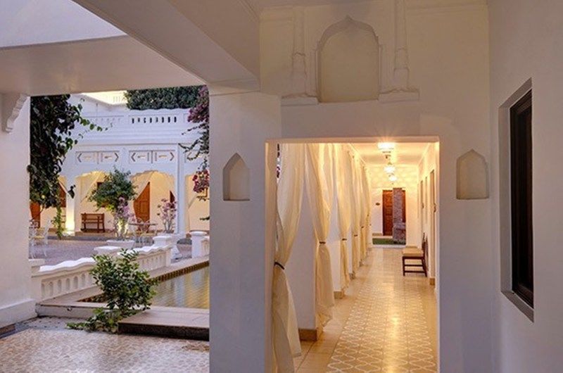 Saraca Hotel Lucknow Exteriör bild